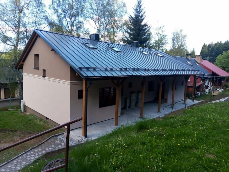 Srni-modry Podkrovi /dvojdomek U Vydra *